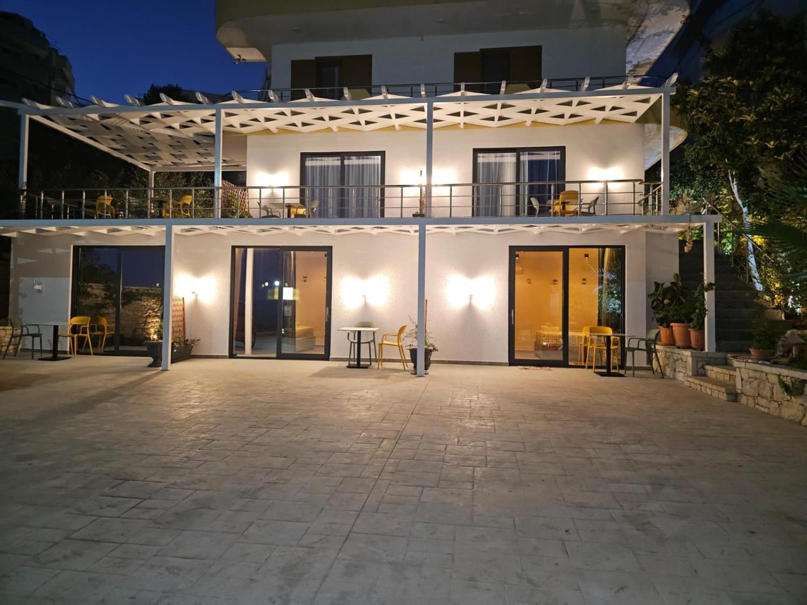 Ardit Seaside Rooms Саранде Екстериор снимка