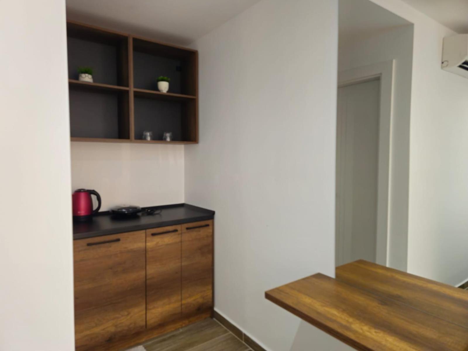 Ardit Seaside Rooms Саранде Екстериор снимка