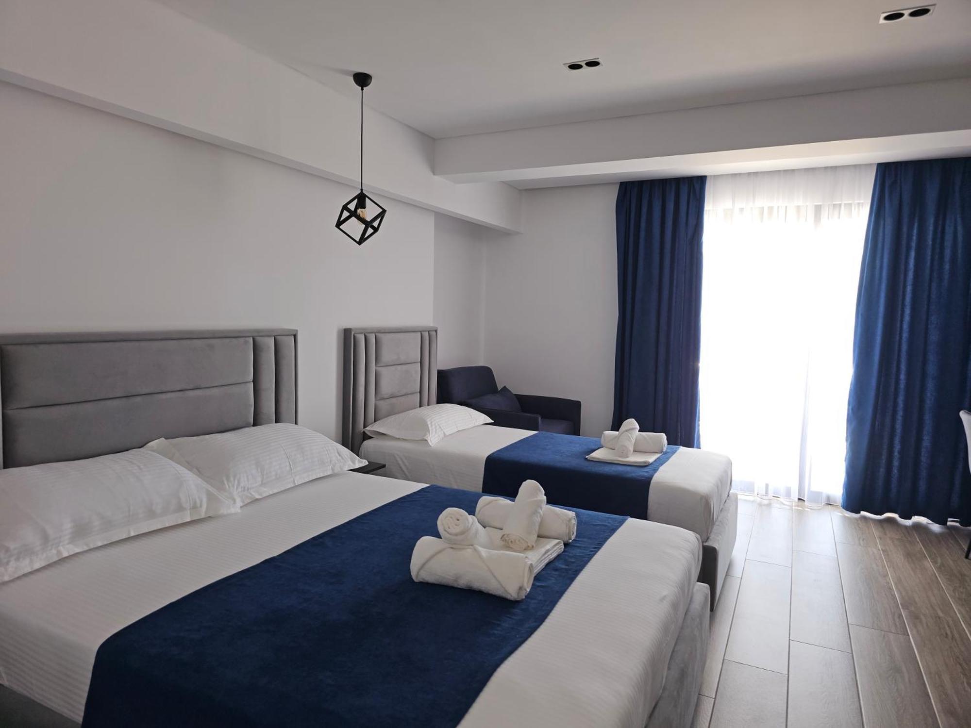 Ardit Seaside Rooms Саранде Екстериор снимка