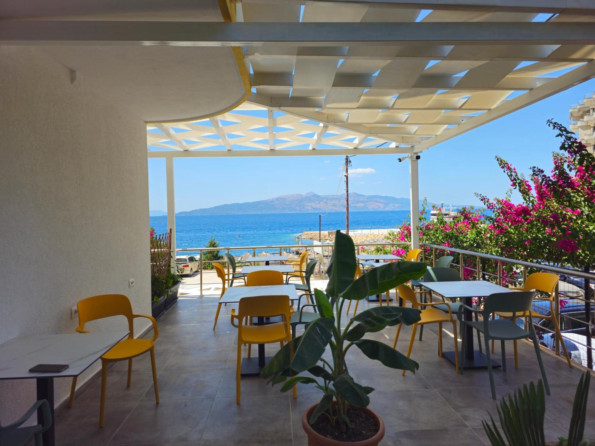 Ardit Seaside Rooms Саранде Екстериор снимка